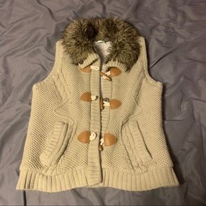 maurices vest size medium